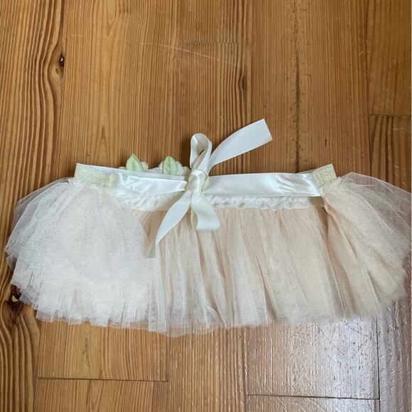 Toby newborn ivory cream floral tutu SIZE NB - Picture 4 of 4